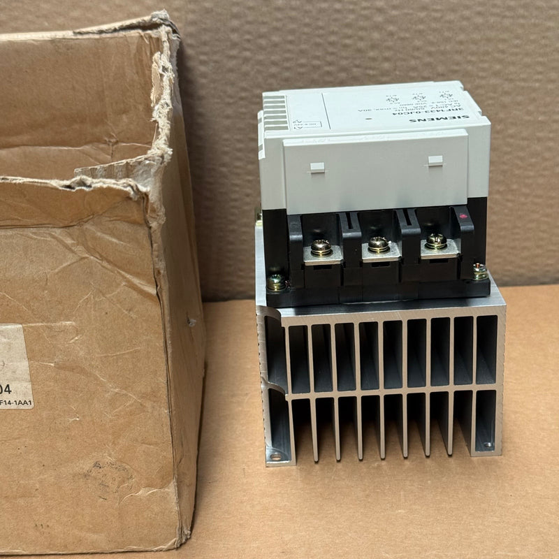 Siemens – 3RF1433-0JC04 – Solid-State Contactor / Industrial Control Contactor