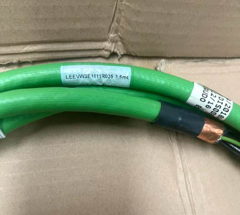 Schneider Electric - LEEVW3E1111R035 - VW3E1111R035 - Cable