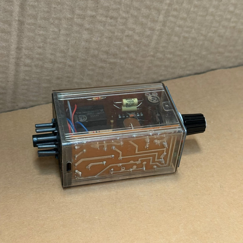 Tesch – E 72.0x203 – Analog Electronic Timing Relay / Timer (220V AC, 250V ~ 3A)