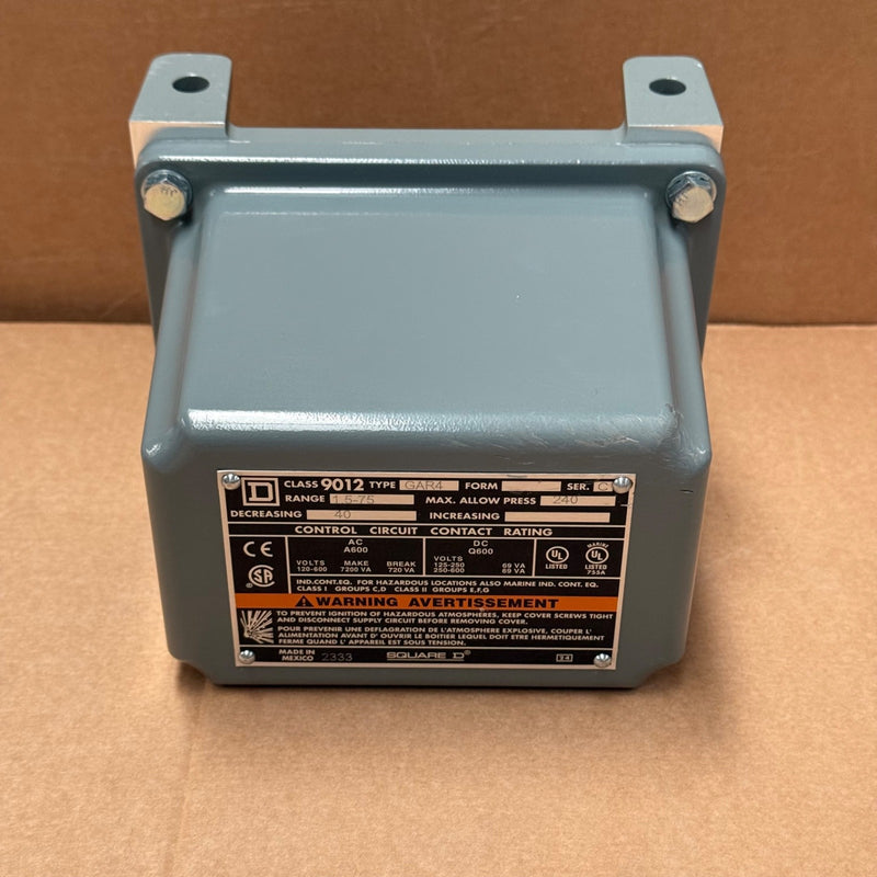 Square D – 9012GAR4 – Industrial Electromechanical Pressure Switch